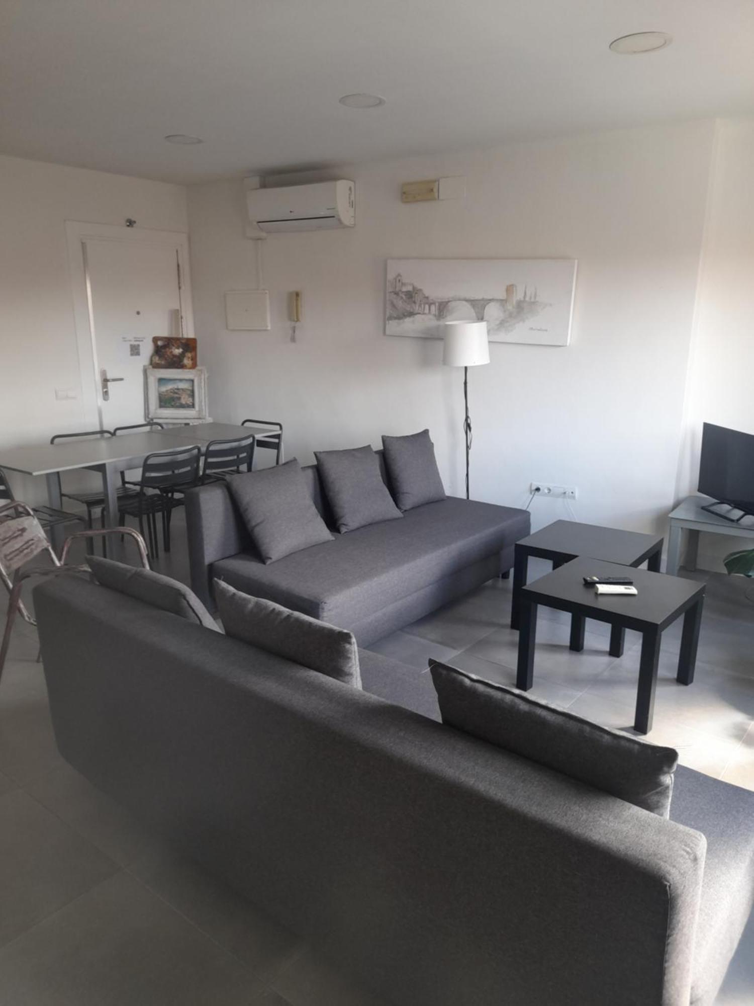 Toletum Low Cost Lofts Diafanos O 2Dormitorios Parking Municipal Gratis Al Aire Libre A 100M Toledo Zewnętrze zdjęcie